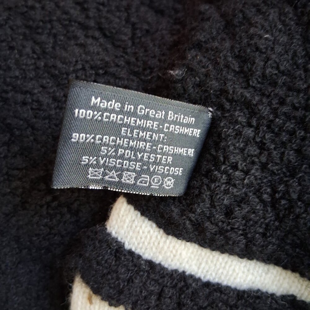 CHANEL Coco Vintage Cashmere Blend Scarf Black Raised Knit Logo - Picture 3 of 4